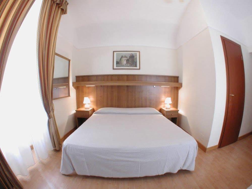 Hotel Altavilla 9 Řím Exteriér fotografie